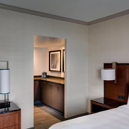 Houston Airport Marriott At George Bush Intercontinental Hotel Exterior photo