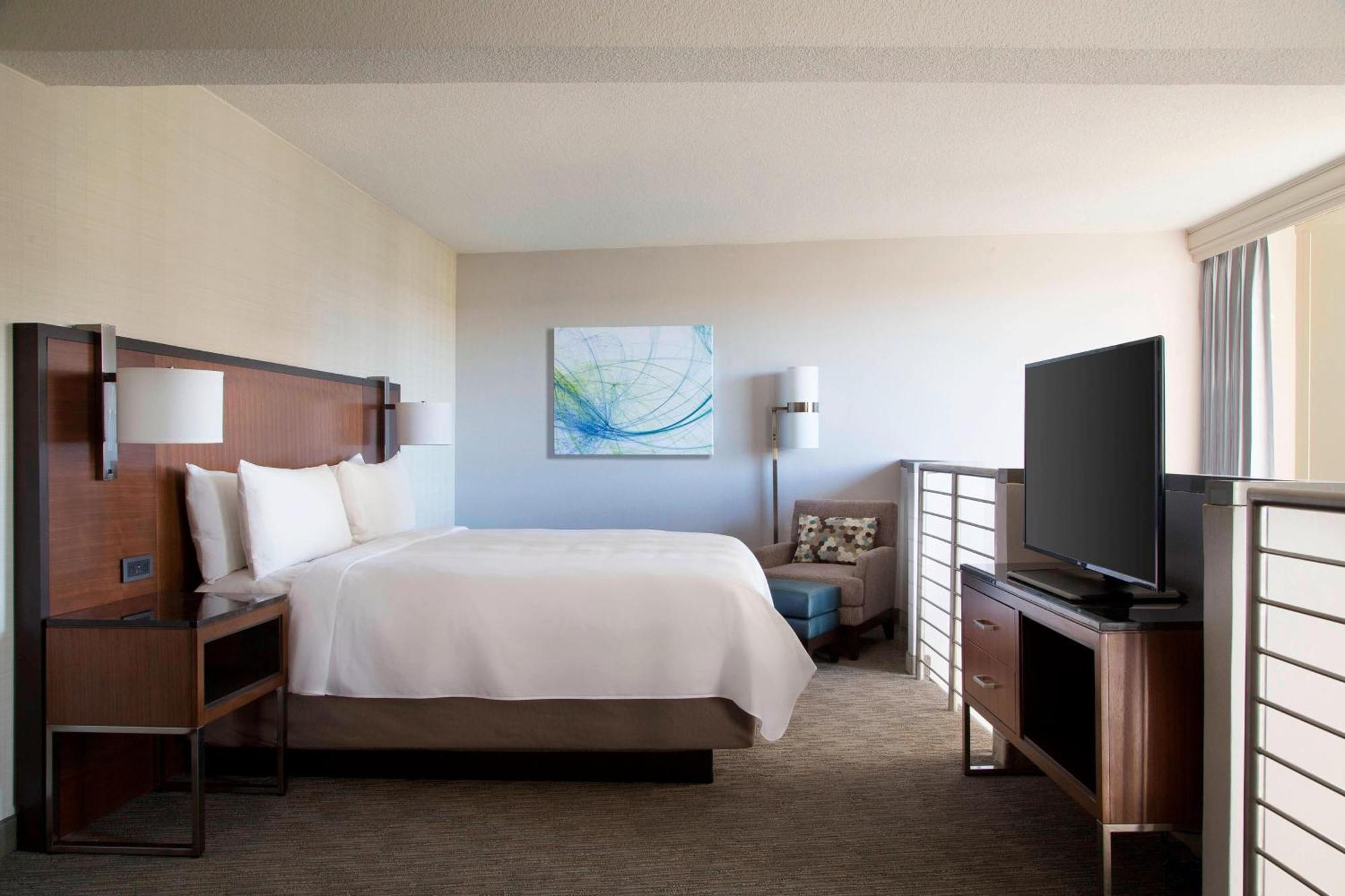 Airport Marriott At George Bush Intercontinental 4*
