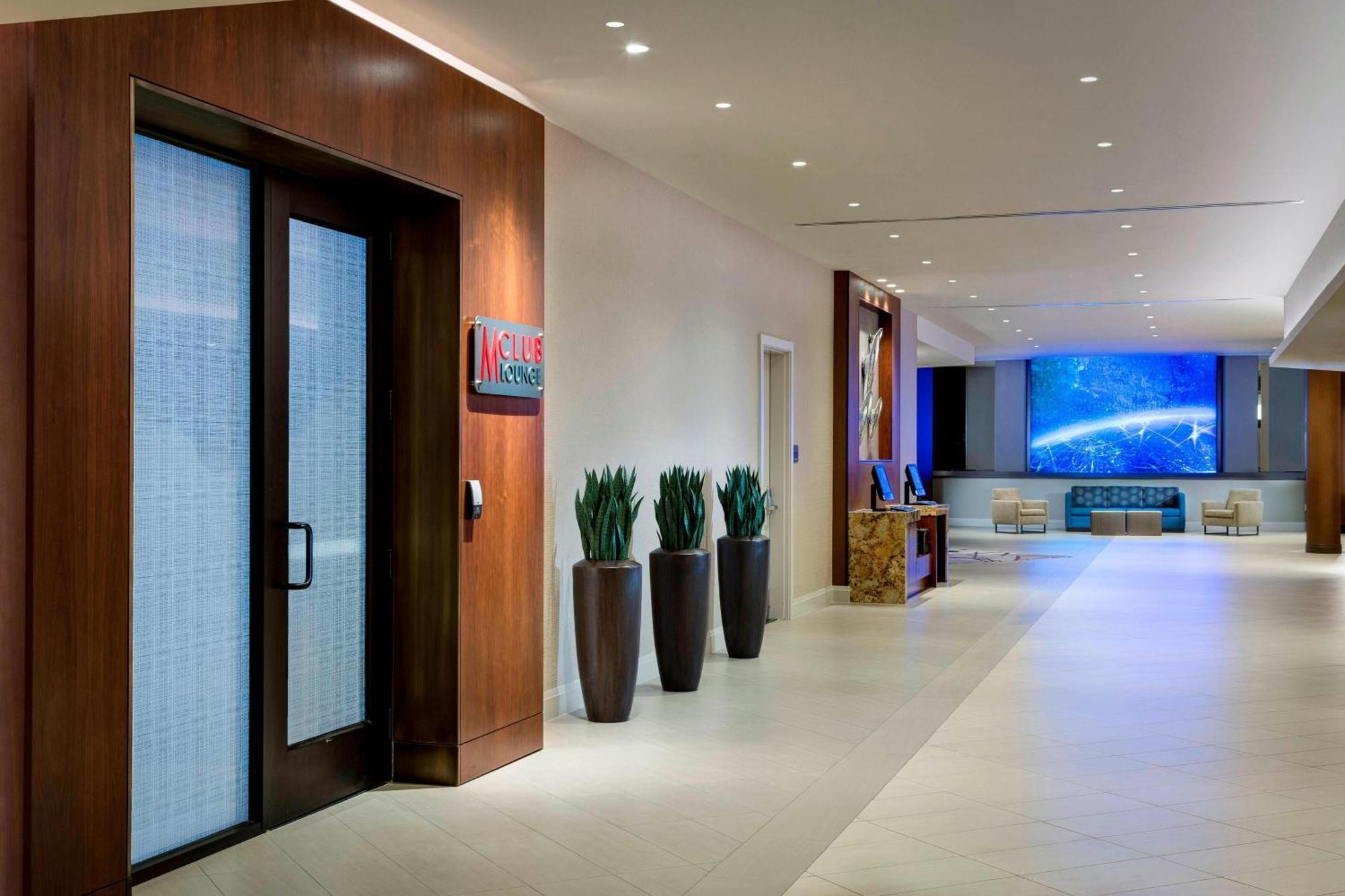 Airport Marriott At George Bush Intercontinental Hotel 4*